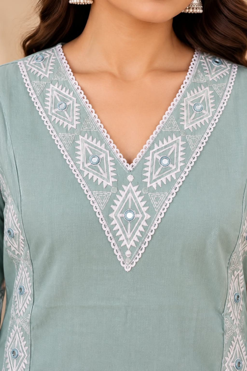 Elegant Sea Green Embroidered Co-ord Set(M) - Image 2